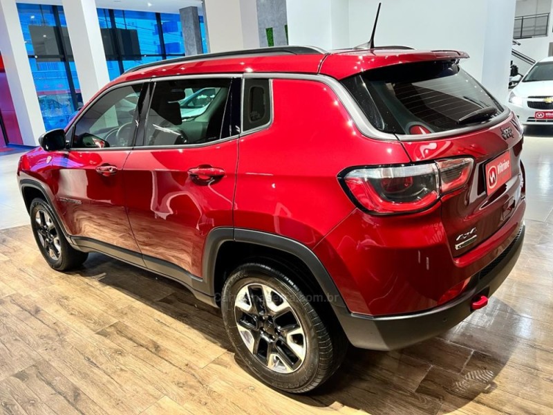 COMPASS 2.0 TRAILHAWK TD350 TURBO DIESEL 4X4 4P AUTOMÁTICO - 2018 - ERECHIM