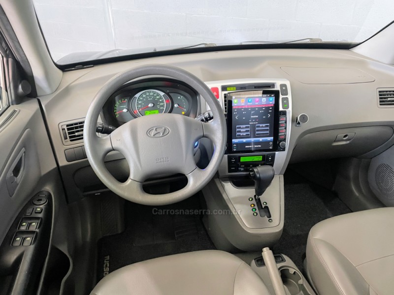 TUCSON 2.0 MPFI GLS 16V 143CV 2WD GASOLINA 4P AUTOMÁTICO - 2016 - ESTâNCIA VELHA