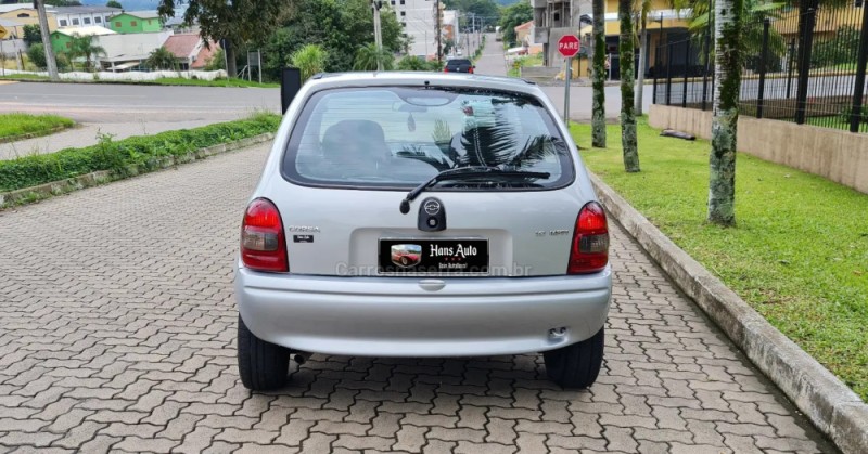 CORSA 1.0 MPFI WIND 8V GASOLINA 2P MANUAL - 2001 - BOM PRINCíPIO