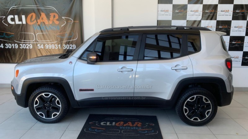 RENEGADE 2.0 16V TURBO DIESEL TRAILHAWK 4P 4X4 AUTOMÁTICO - 2016 - CAXIAS DO SUL