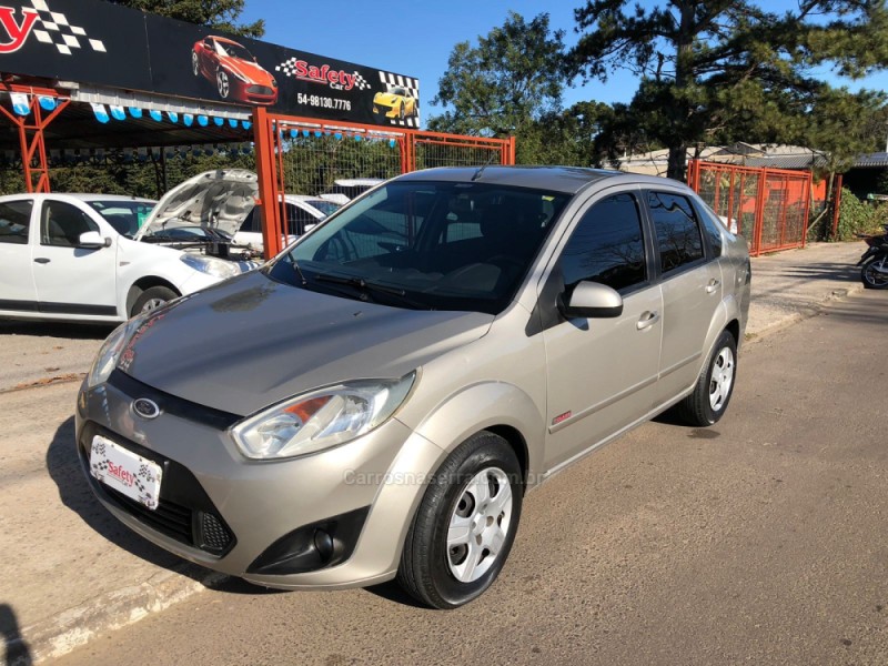 FIESTA 1.6 MPI CLASS 8V GASOLINA 4P MANUAL
