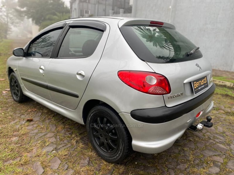 206 1.4 HOLIDAY 8V GASOLINA 4P MANUAL - 2006 - CAMPO BOM