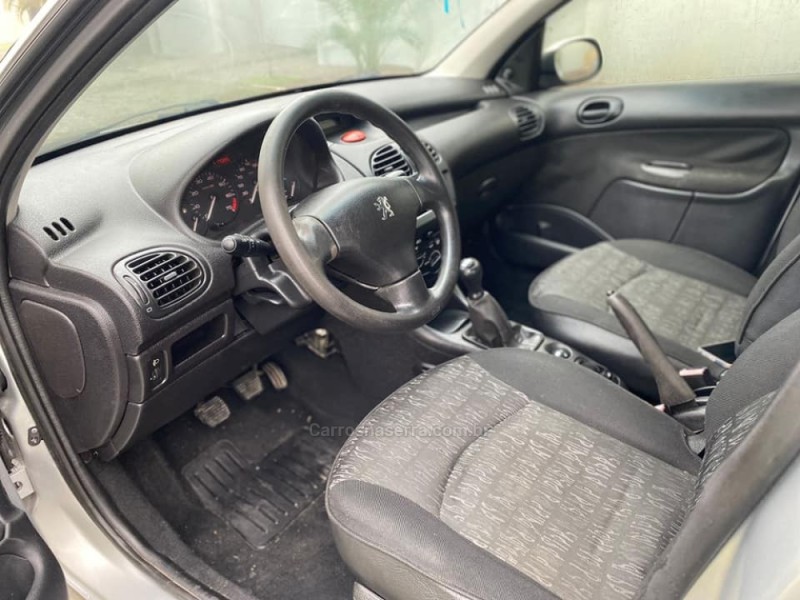 206 1.4 HOLIDAY 8V GASOLINA 4P MANUAL - 2006 - CAMPO BOM