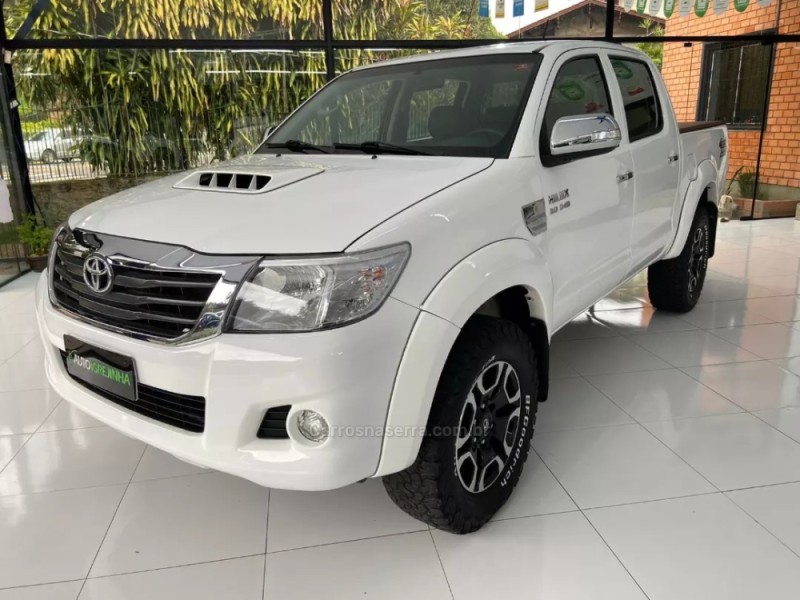 HILUX 3.0 SRV 4X4 CD 16V TURBO DIESEL 4P MANUAL