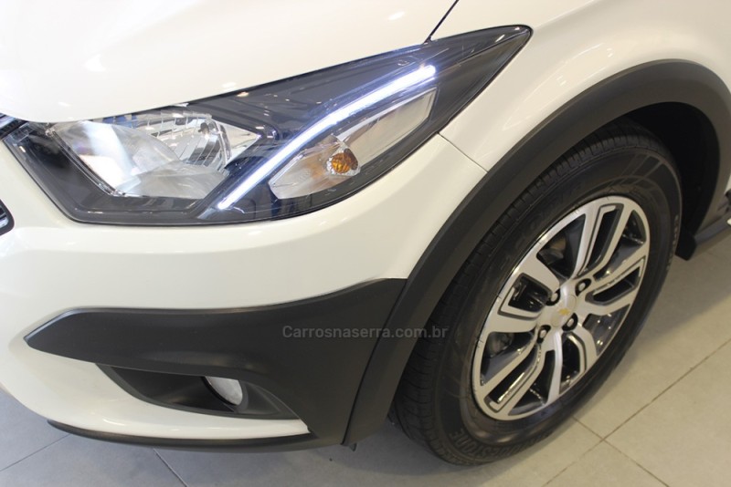 ONIX 1.4 MPFI ACTIV 8V FLEX 4P AUTOMÁTICO - 2017 - BENTO GONçALVES
