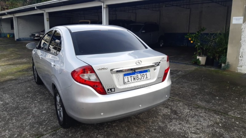 j3 1.4 turin 16v gasolina 4p manual 2013 farroupilha