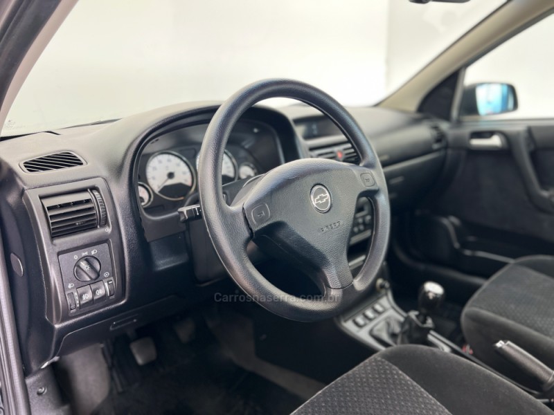 ASTRA 2.0 MPFI ADVANTAGE 8V FLEX 4P MANUAL - 2011 - CARLOS BARBOSA