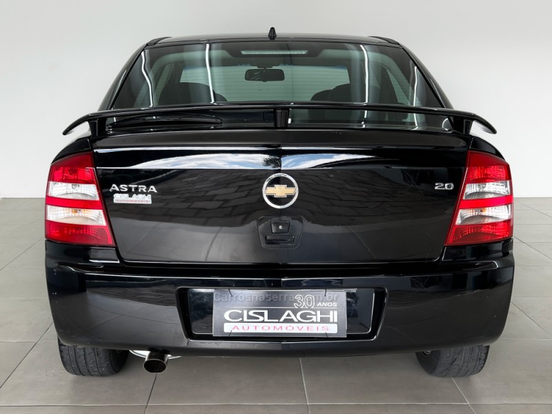 ASTRA 2.0 MPFI ADVANTAGE 8V FLEX 4P MANUAL - 2011 - CARLOS BARBOSA