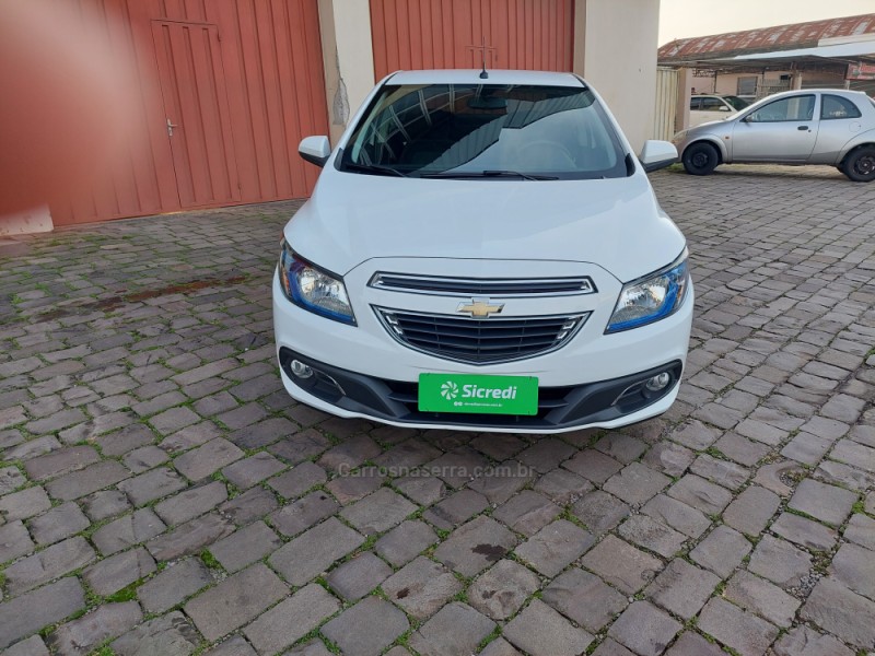 PRISMA 1.4 MPFI LTZ 8V FLEX 4P MANUAL - 2016 - VERANóPOLIS