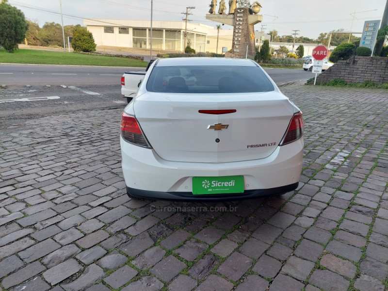 PRISMA 1.4 MPFI LTZ 8V FLEX 4P MANUAL - 2016 - VERANóPOLIS