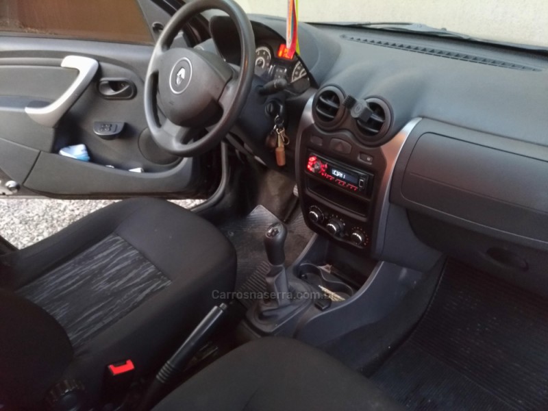 SANDERO 1.0 AUTHENTIQUE 16V FLEX 4P MANUAL - 2014 - FLORES DA CUNHA