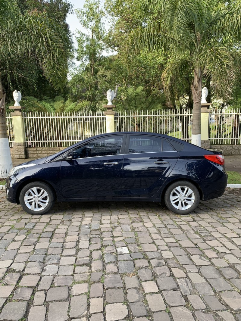 HB20S 1.6 PREMIUM 16V FLEX 4P AUTOMÁTICO - 2015 - CANELA
