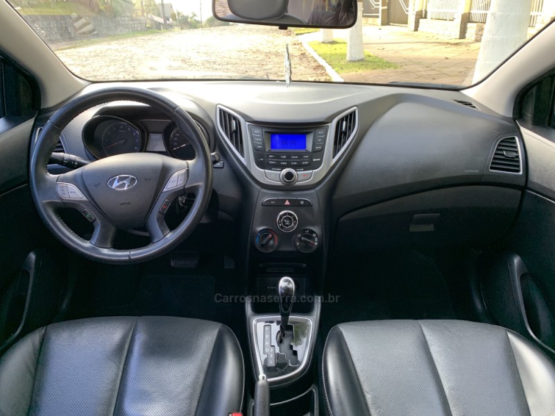 HB20S 1.6 PREMIUM 16V FLEX 4P AUTOMÁTICO - 2015 - CANELA