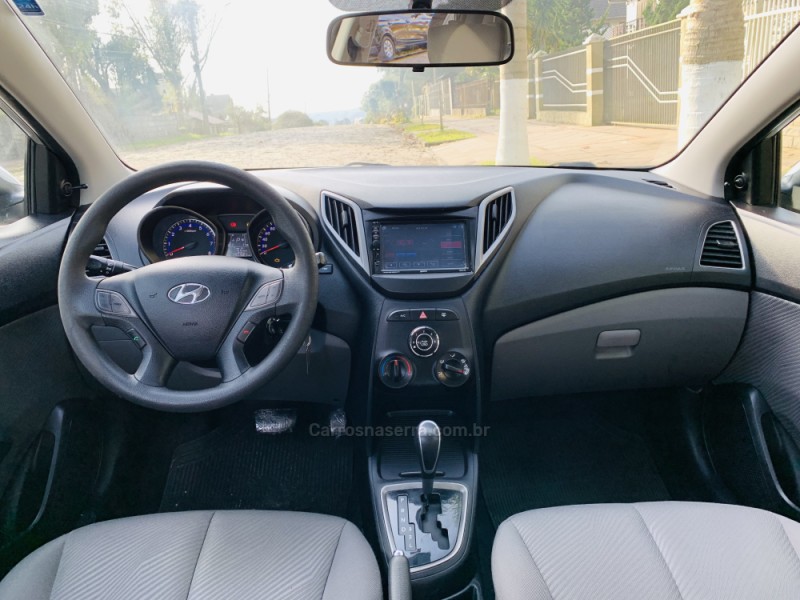 HB20S 1.6 COMFORT PLUS 16V FLEX 4P AUTOMÁTICO - 2015 - CANELA