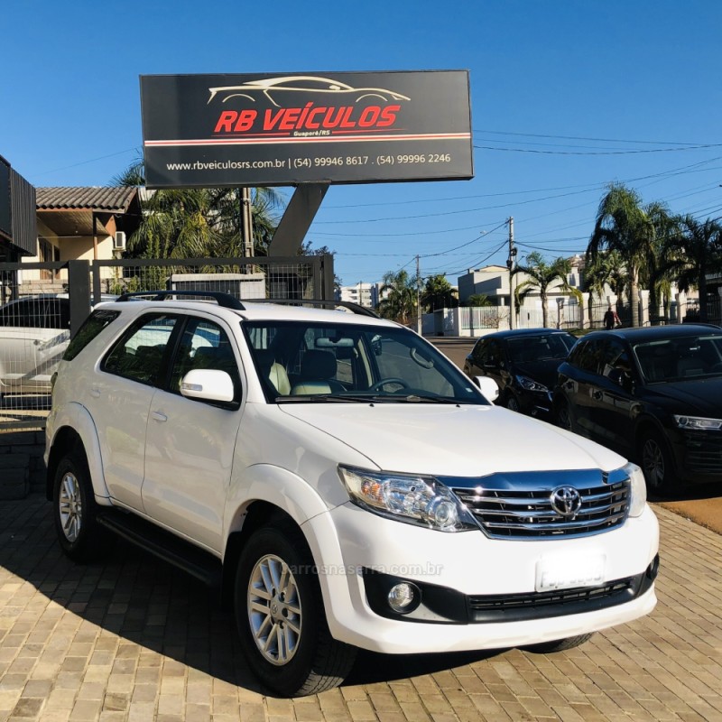 HILUX SW4 2.7 SR 4X2 16V FLEX 4P AUTOMÁTICO - 2013 - GUAPORé