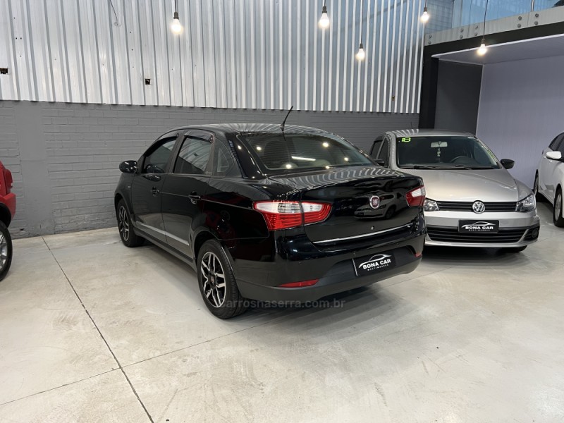 SIENA 1.6 MPI ESSENCE 16V FLEX 4P AUTOMATIZADO - 2014 - CAXIAS DO SUL