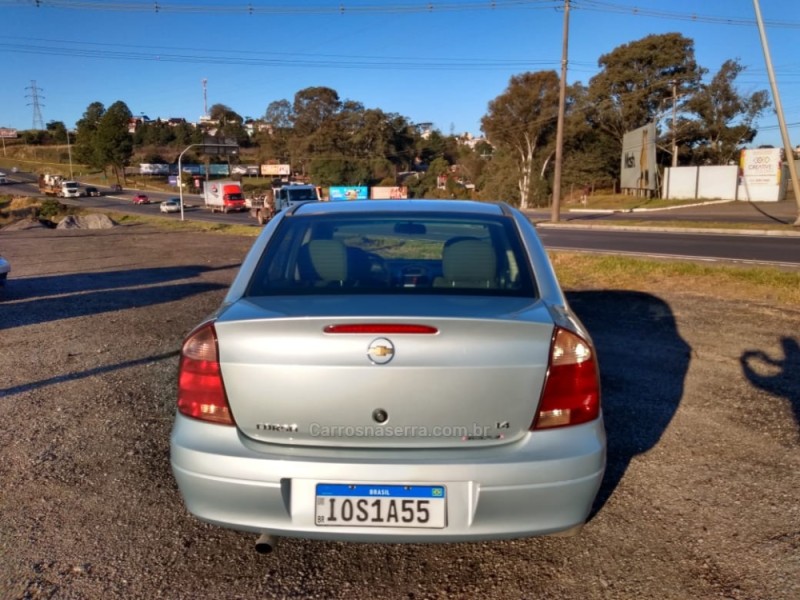 CORSA 1.4 MPFI PREMIUM SEDAN 8V FLEX 4P MANUAL - 2008 - FARROUPILHA