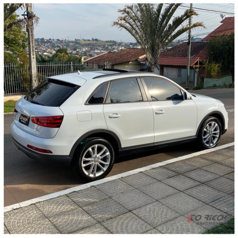 Q3 2.0 TFSI AMBIENTE QUATTRO 4P GASOLINA S TRONIC - 2014 - CAMPO BOM