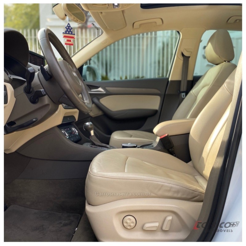 Q3 2.0 TFSI AMBIENTE QUATTRO 4P GASOLINA S TRONIC - 2014 - CAMPO BOM