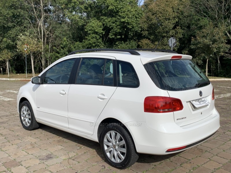 SPACEFOX 1.6 MI TREND 8V FLEX 4P MANUAL - 2013 - GUAPORé