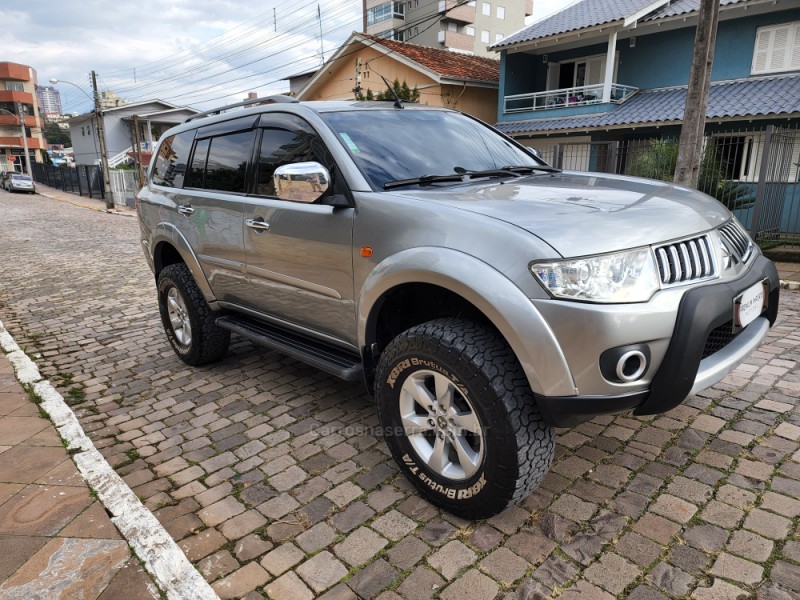 PAJERO DAKAR 3.2 HPE 4X4 7 LUGARES 16V TURBO INTERCOOLER DIESEL 4P AUTOMÁTICO - 2012 - BENTO GONçALVES