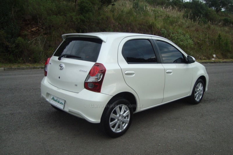 ETIOS 1.5 X PLUS 16V FLEX 4P MANUAL - 2019 - FLORES DA CUNHA