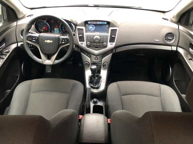 CRUZE 1.8 LT 16V FLEX 4P MANUAL - 2013 - TRêS COROAS