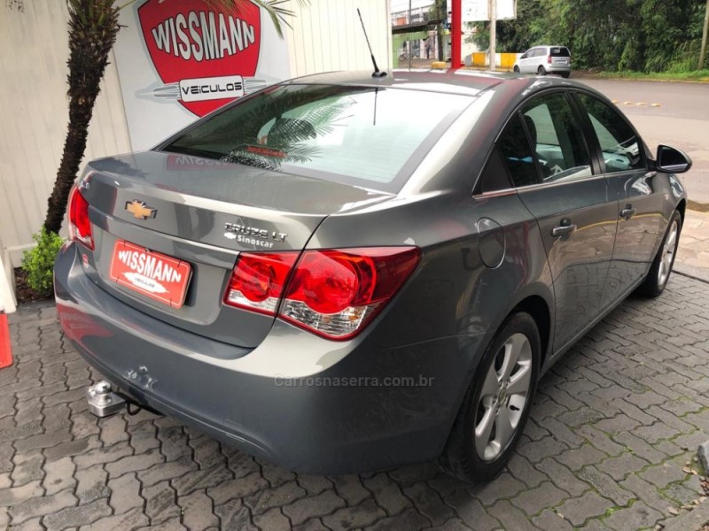 CRUZE 1.8 LT 16V FLEX 4P MANUAL - 2013 - TRêS COROAS