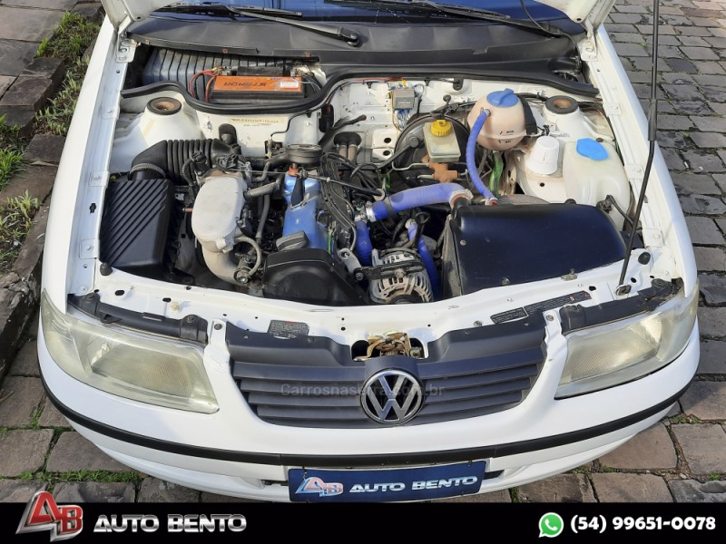 SAVEIRO 1.6 MI CS 8V GASOLINA 2P MANUAL G.III - 2004 - BENTO GONçALVES