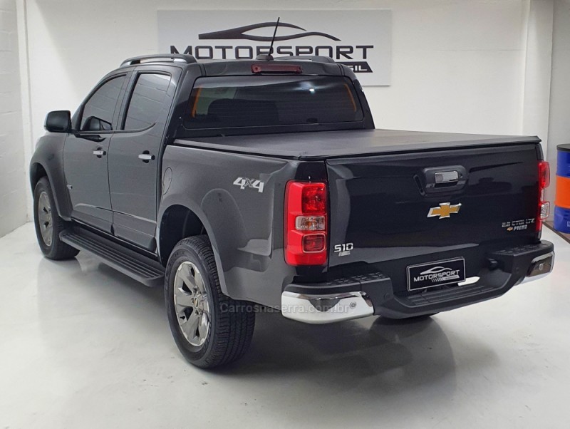 S10 2.8 LTZ 4X4 CD TURBO DIESEL 4P AUTOMÁTICO - 2021 - BENTO GONçALVES