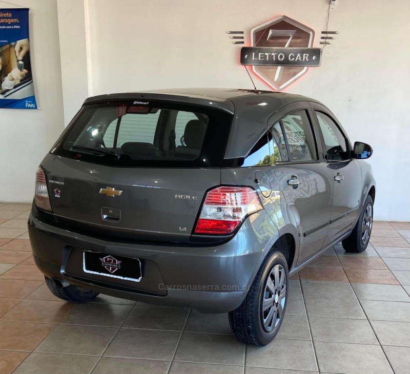 AGILE 1.4 MPFI LT 8V FLEX 4P MANUAL - 2011 - IGREJINHA