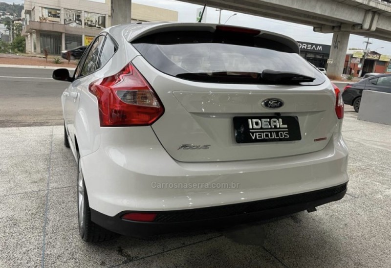 FOCUS 1.6 SE 16V FLEX 4P AUTOMÁTICO - 2015 - NOVO HAMBURGO
