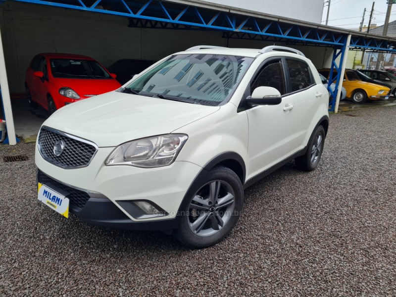 korando 2.0 gls 4x4 16v turbo diesel 4p automatico 2012 bento goncalves