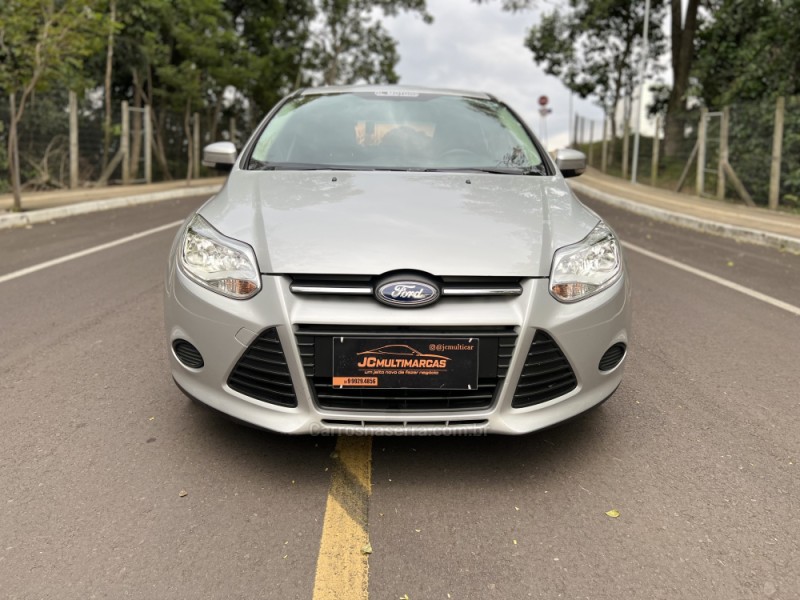 FOCUS 1.6 S 16V FLEX 4P MANUAL - 2015 - LAJEADO