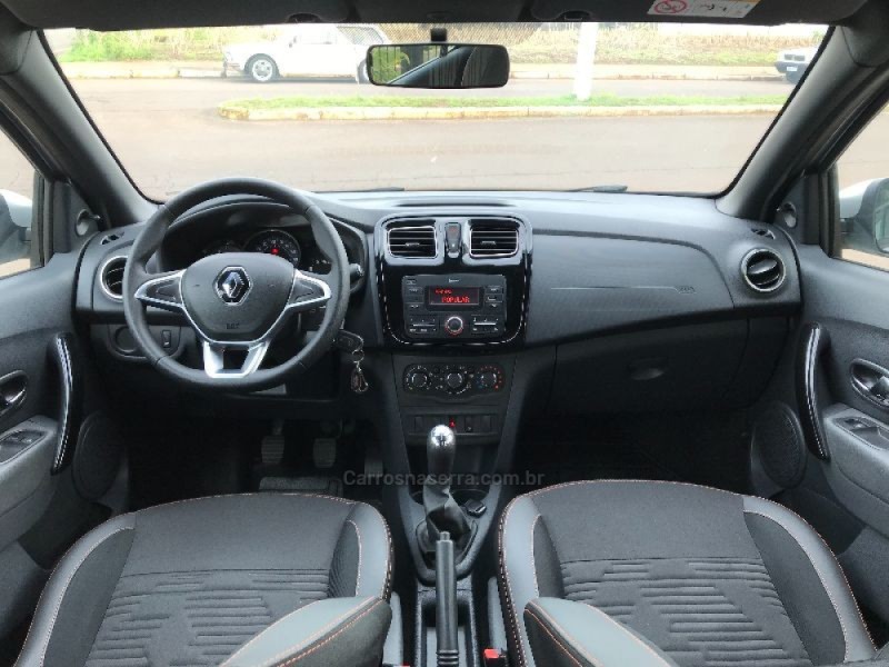 SANDERO 1.6 STEPWAY ZEN 16V FLEX 4P MANUAL - 2020 - TEUTôNIA