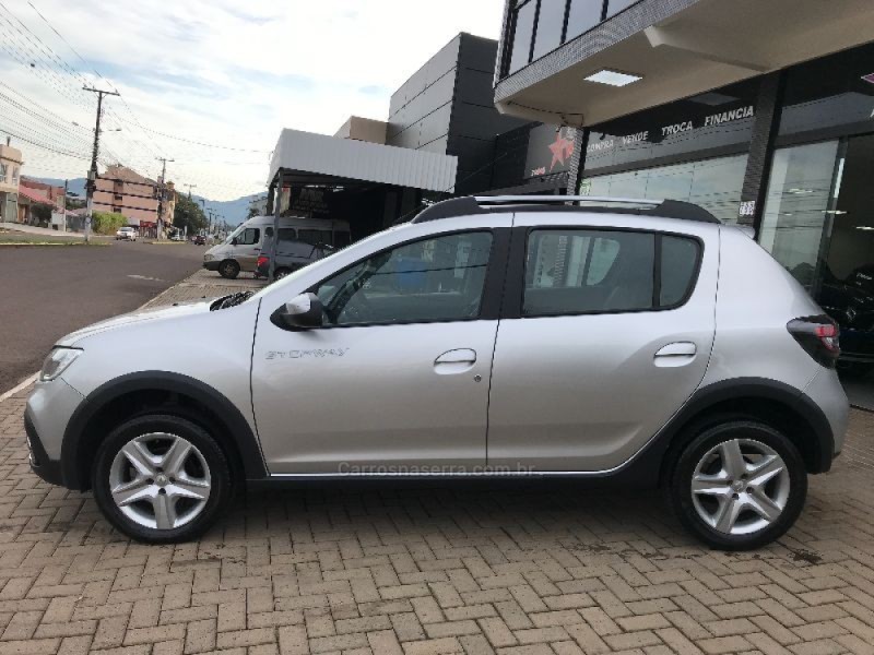 SANDERO 1.6 STEPWAY ZEN 16V FLEX 4P MANUAL - 2020 - TEUTôNIA