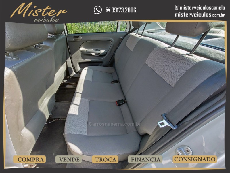 VOYAGE 1.6 MI TREND 8V FLEX 4P MANUAL - 2009 - CANELA