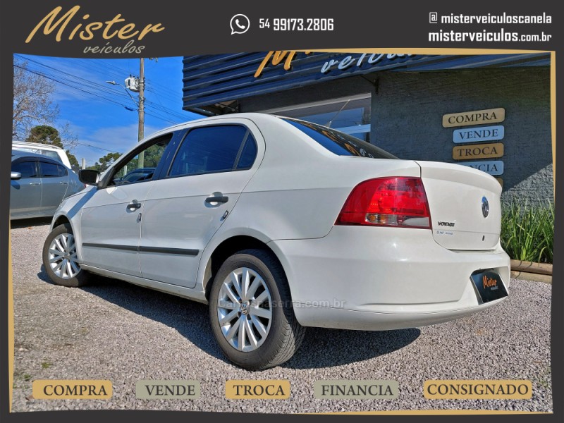 VOYAGE 1.6 MI TREND 8V FLEX 4P MANUAL - 2009 - CANELA