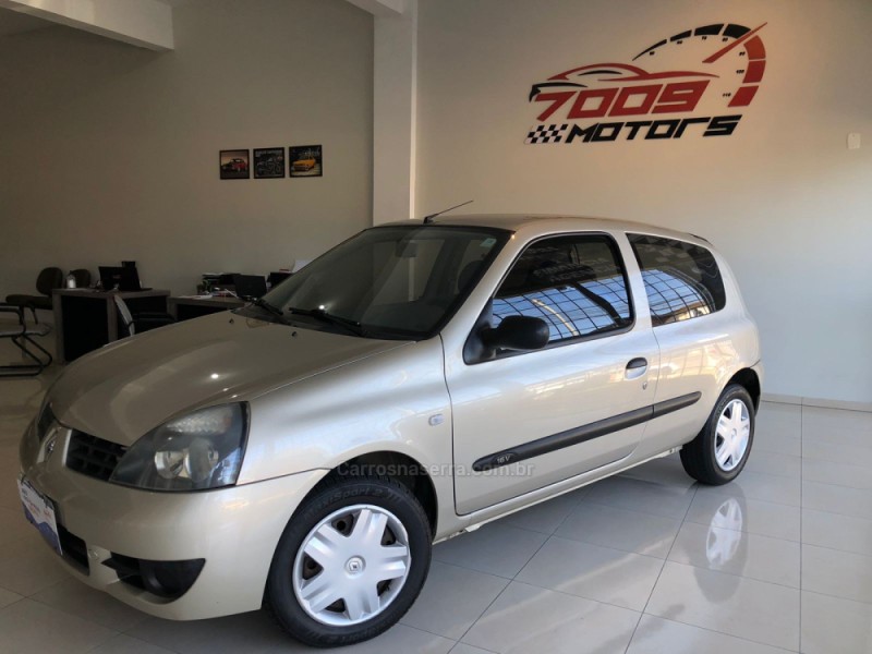 CLIO 1.0 CAMPUS 16V FLEX 2P MANUAL - 2011 - CAXIAS DO SUL