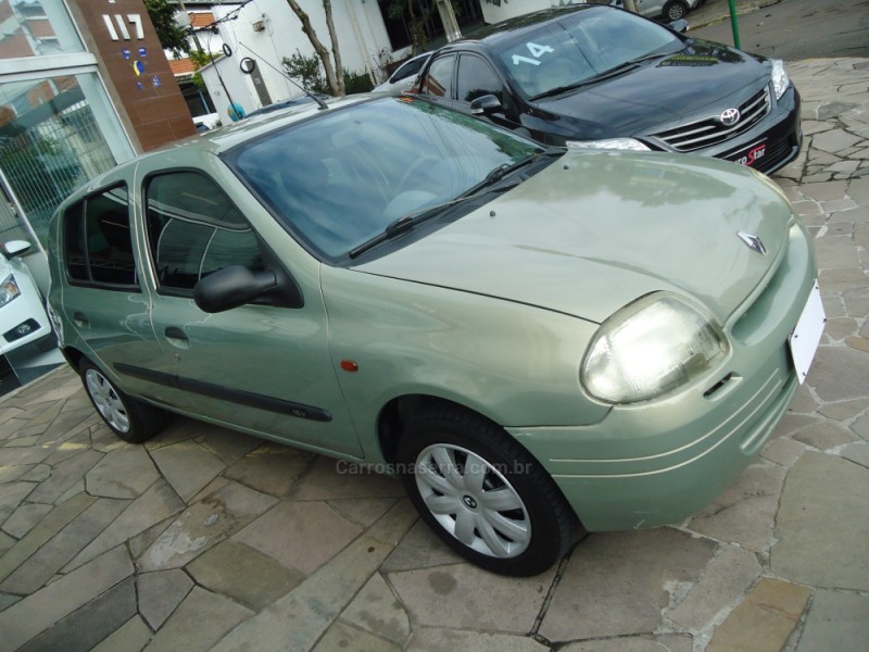 CLIO 1.0 RN 16V GASOLINA 4P MANUAL - 2002 - NOVO HAMBURGO
