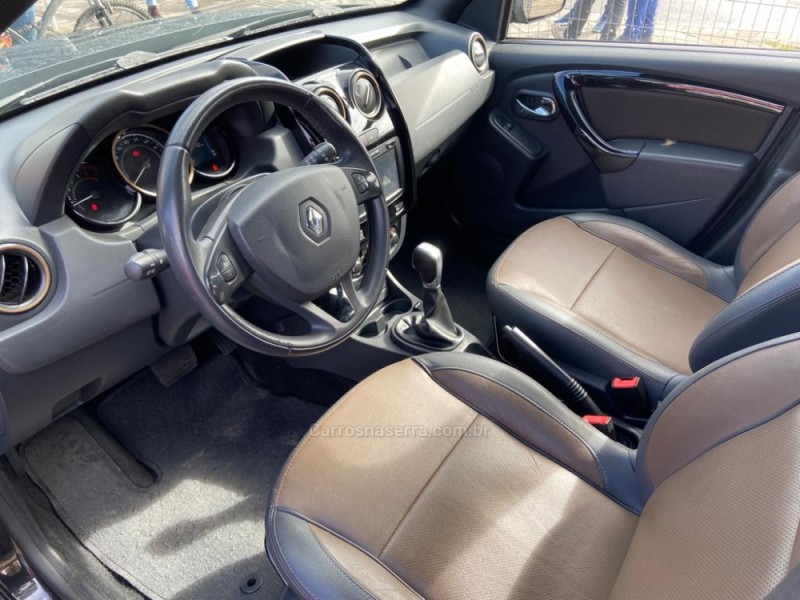 DUSTER 2.0 DYNAMIQUE 4X2 16V FLEX 4P AUTOMÁTICO - 2019 - CANELA