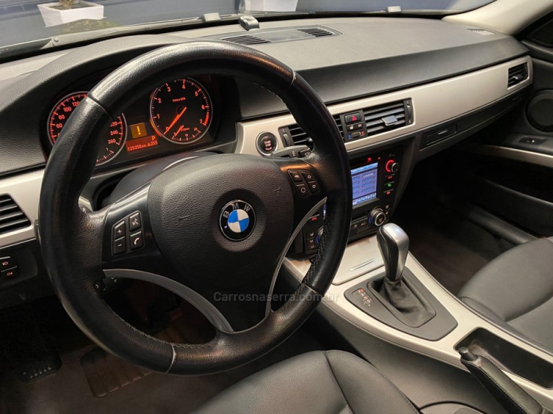 320I 2.0 16V GASOLINA 4P AUTOMÁTICO - 2010 - CAXIAS DO SUL