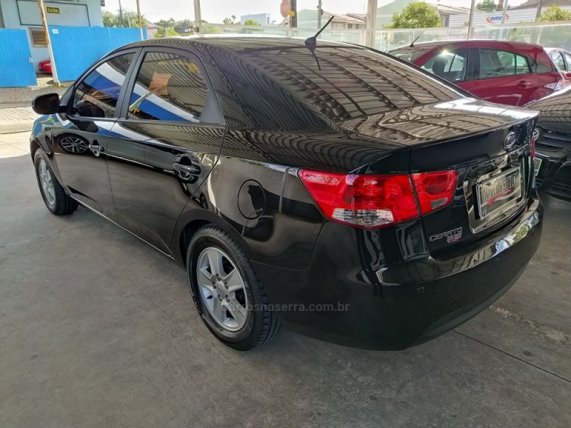 CERATO 1.6 EX3 SEDAN 16V GASOLINA 4P MANUAL - 2013 - CAXIAS DO SUL