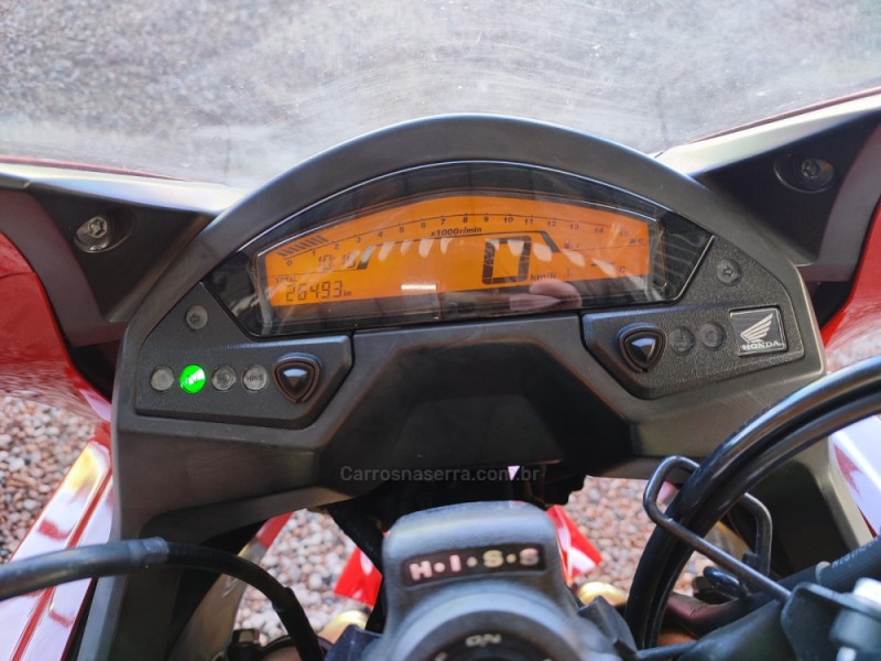 CBR 600F  - 2012 - CANELA