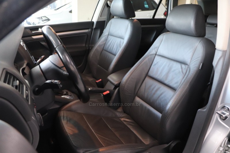 JETTA 2.5 I VARIANT 20V 170CV GASOLINA 4P TIPTRONIC - 2009 - CAXIAS DO SUL