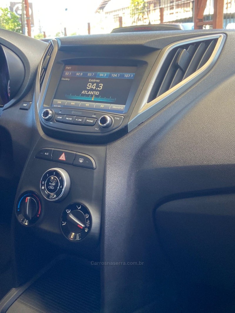 HB20 1.0 COMFORT PLUS 12V FLEX 4P MANUAL - 2019 - NOVO HAMBURGO