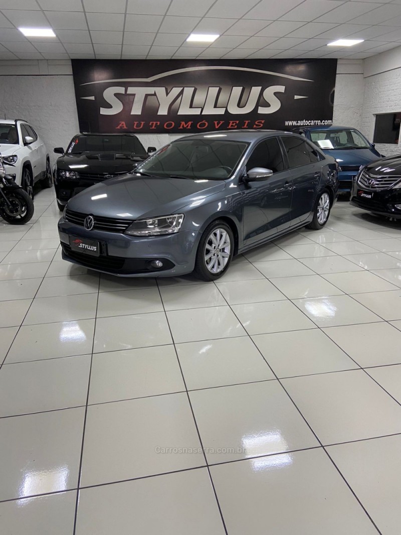JETTA 2.0 COMFORTLINE FLEX 4P TIPTRONIC - 2012 - ESTâNCIA VELHA