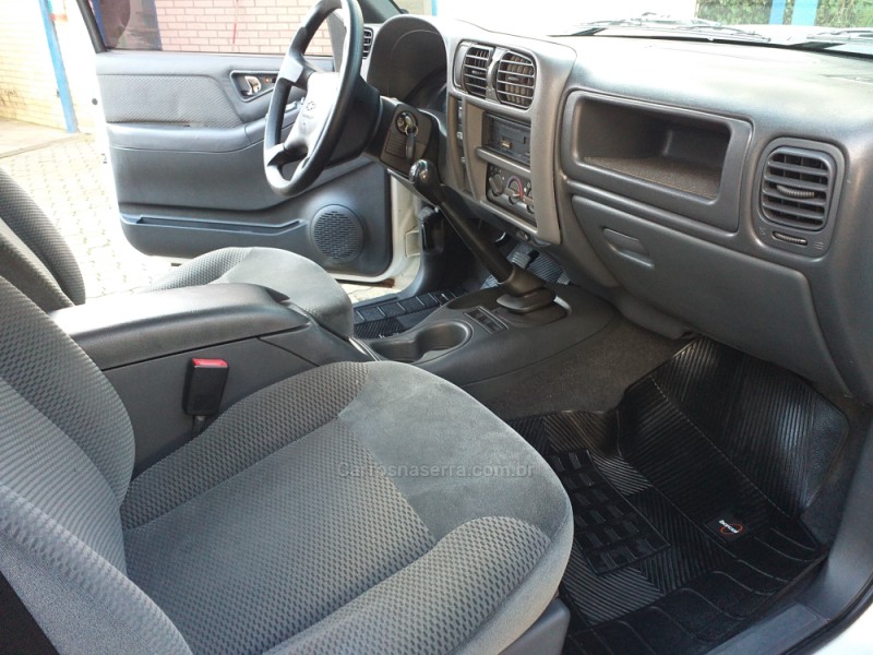 BLAZER 2.4 MPFI ADVANTAGE 4X2 8V GASOLINA 4P MANUAL - 2010 - CAXIAS DO SUL
