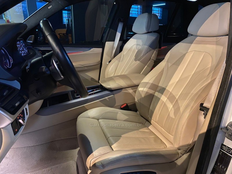 X5 3.0 4X4 M50D I6 TURBO DIESEL 4P AUTOMÁTICO - 2015 - CAXIAS DO SUL