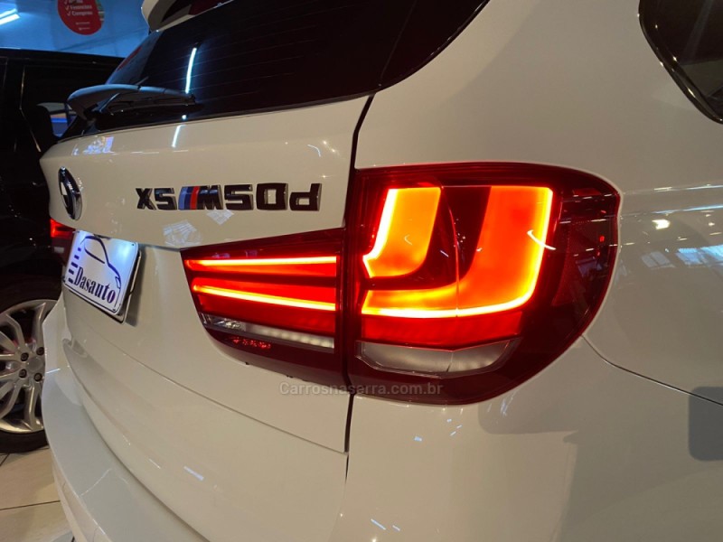 X5 3.0 4X4 M50D I6 TURBO DIESEL 4P AUTOMÁTICO - 2015 - CAXIAS DO SUL
